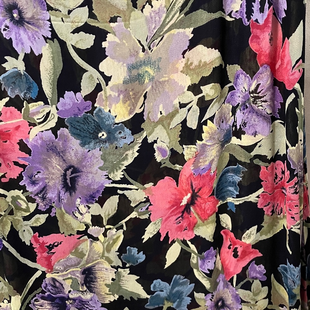 Elegant Floral A-Line Reversible full length dress - Picture 2 of 7